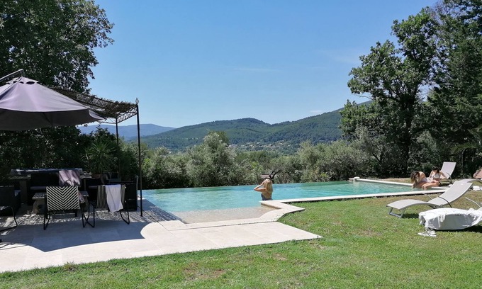 Cuers House | Vrbo Property