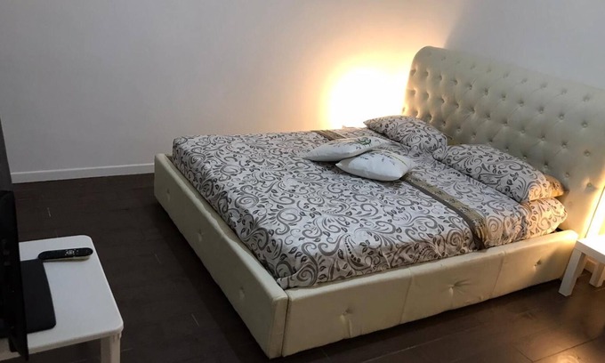 Municipio 5 Apartment | Vrbo Property