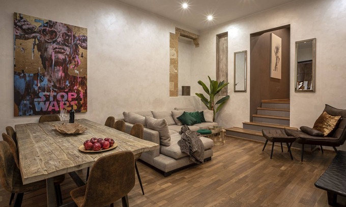 Brindisi Histotic Center Apartment | Vrbo Property