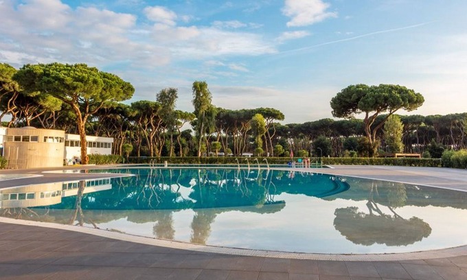Zona XXXIV Casal Palocco House | Vrbo Property
