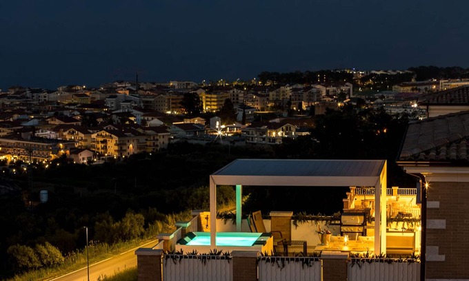 Tortoreto Apartment | Vrbo Property