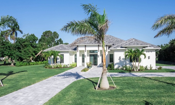 North Naples House | VRBO vacation home 2392386680