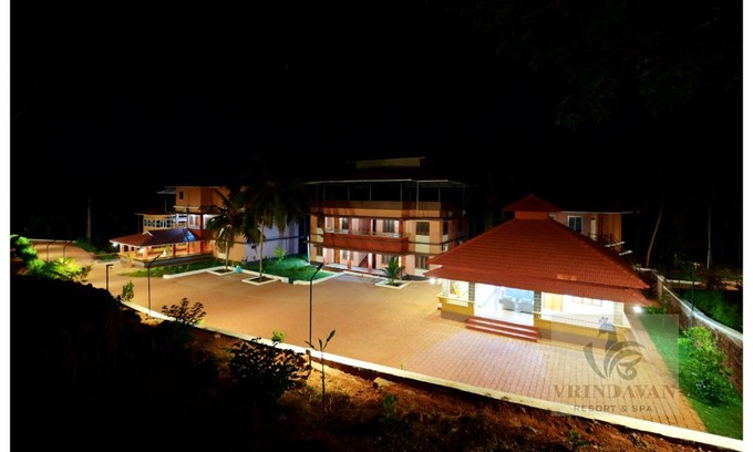 Talipparamba Hotel | Vrindavan Resort and spa