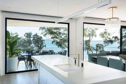 Nelson Bay House | Vue Two - Nelson Bay Waterfront Luxury