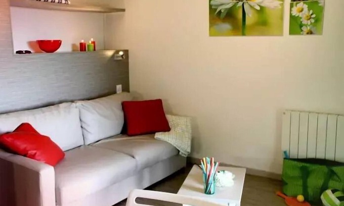 Collonges-la-Rouge Apartment | VVF Collonges-la-Rouge * - 3 Room Gîte 5 People 2 babies 2 shower rooms