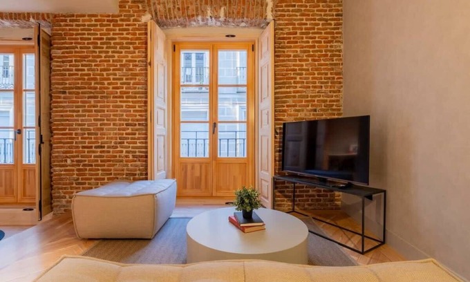 Palacio Apartment | w * | Amazing Loft at Palacio Real