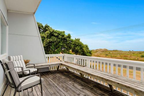 Waihi Beach House | Waihi Bliss - Waihi Beach Bach