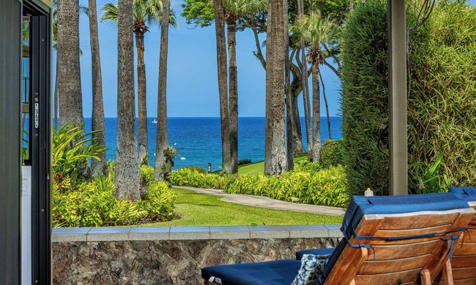Wailea Condo | Wailea Elua 1101 - Beachfront Section - Ocean View -1 Bedroom & Quality Sofa Bed