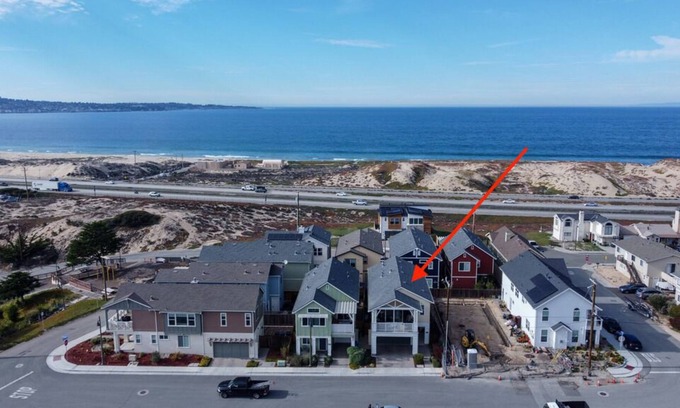Sand City House | Waive Time - Sand City Home - Hidden Beach Gem