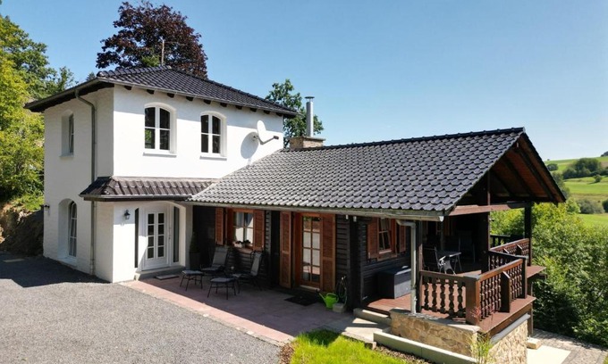 Meiserich Apartment | Waldchalet am Elzbach - Waldtraum