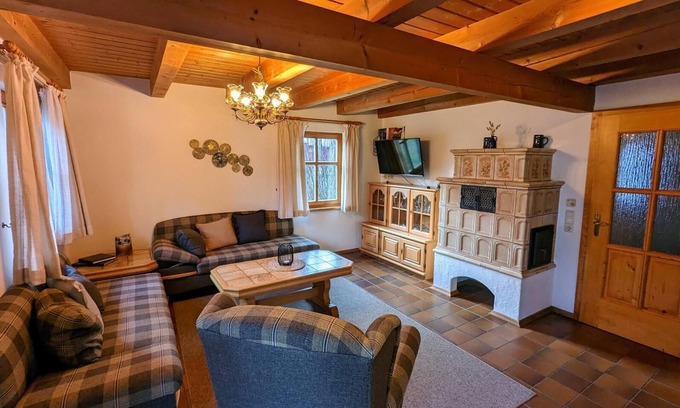 Kattersdorf Apartment | Waldhaus 49 (115sqm) for up to 6 people with barbecue facilities