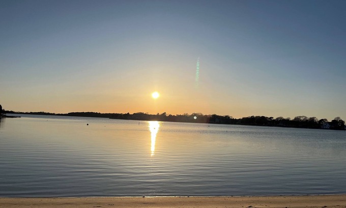 Pocasset House | Walk 600' to the beach. 3 Bed, 2 Bath home on beautiful Cape Cod in Pocasset, MA
