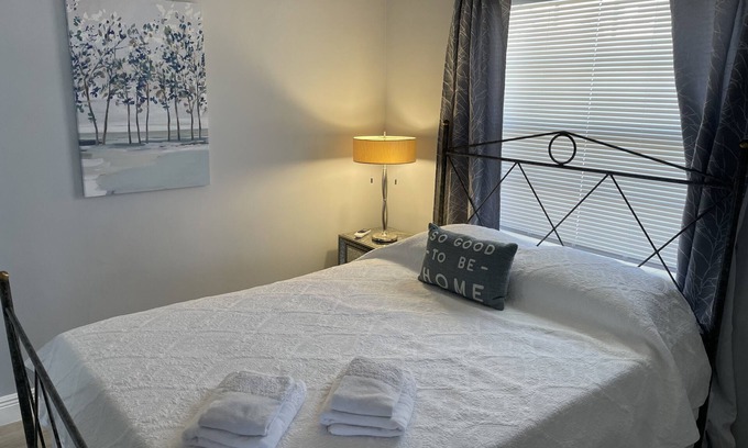 Singer Island Condo | Walk-Beach, Dining, Surfing, Fishing, Snorkel
