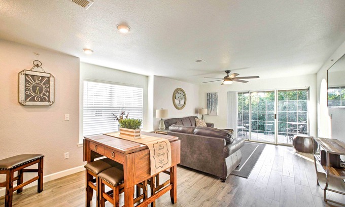 Branson Condo | Walk-In Condo: Amenities, 3 Mi to Branson Landing!
