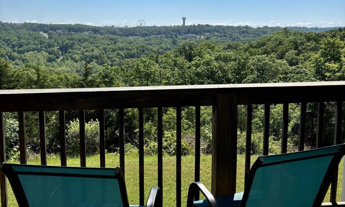 Branson Condo | Walk-In Level Close to SDC and Table Rock Lake Family Friendly Condo in Branson