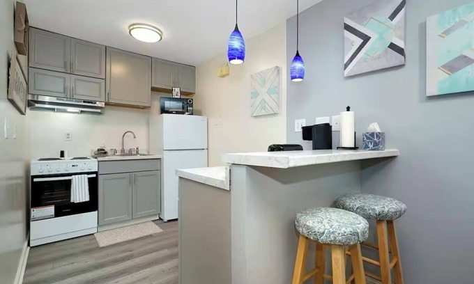 Paristown Pointe Apartment | Walk to Bars & Restaurants, 1BR HighlandsStay