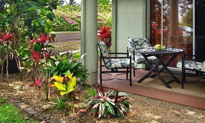 Princeville Condo | Walk To Beach - All Newly Furnished - 2 Bdrm+ Loft Bdrm/2 Bath - WiFi- HDTV