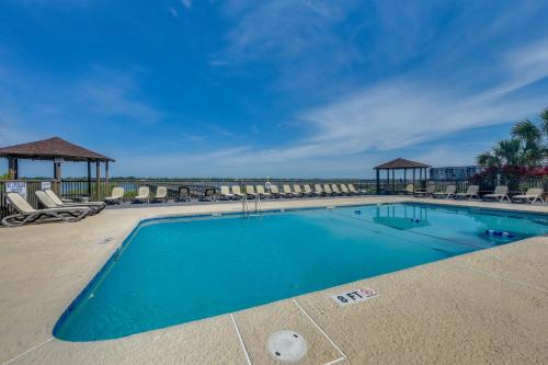 Gulf Stream Estates Apartment | Walk to Beach and Marsh Condo in Murrells Inlet