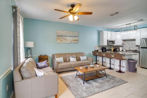 Gulfport House | Walk to Beach Gulfport Retreat with Patio