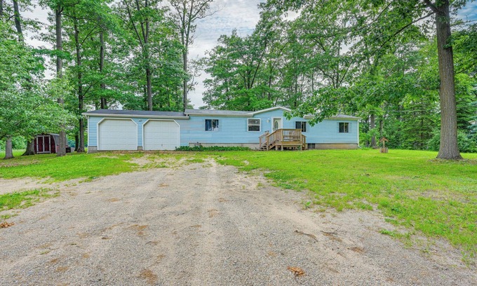 Nottawa House | Walk to Coldwater Lake: Peaceful Weidman Retreat