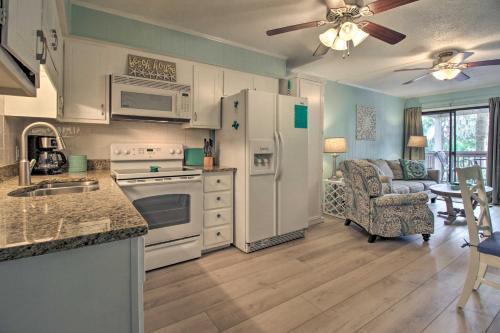 North Forest Beach Apartment | Walk to Coligny Beach Park Family-Friendly Villa