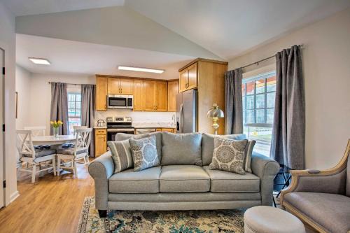 Saluda Apartment | Walk to Dining Saluda Main Street Retreat!