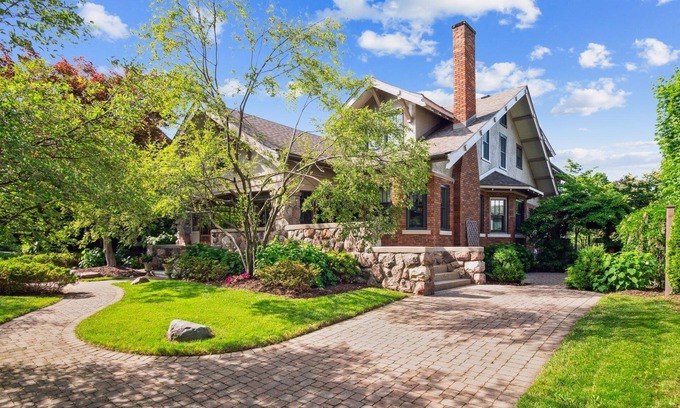 Plymouth House | Walk to Downtown Plymouth from Historic Home and enjoy your Private Sanctuary