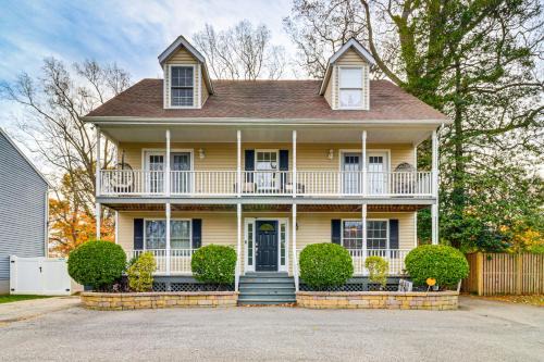 Cape Saint Claire House | Walk to Lake and Boat Ramp Central Gem in Annapolis