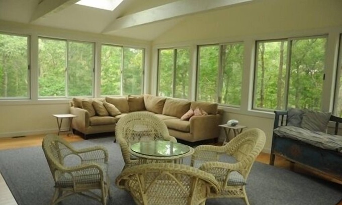 Barnstable House | Walk to Main Street, beach and harbor
