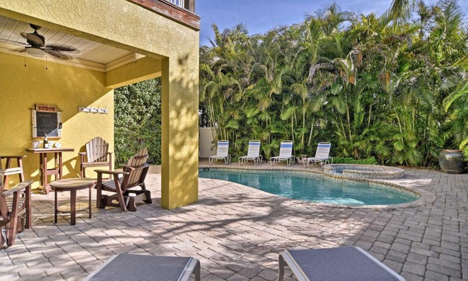 Holmes Beach House | Walk to Shore Holmes Beach Home with Pool and Hot Tub