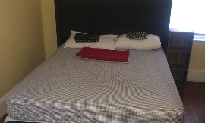 Revere Apartment | Walk to subway and beach, 10 mins by T to airport and 15 mins to downtown Boston
