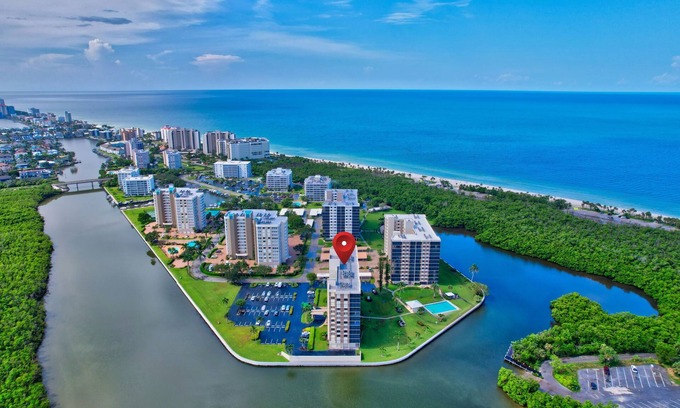 Vanderbilt Beach Condo | Walk To The Beach! Naples Condo w/Unobstructed Views Of The Gulf, Bay And Pool!