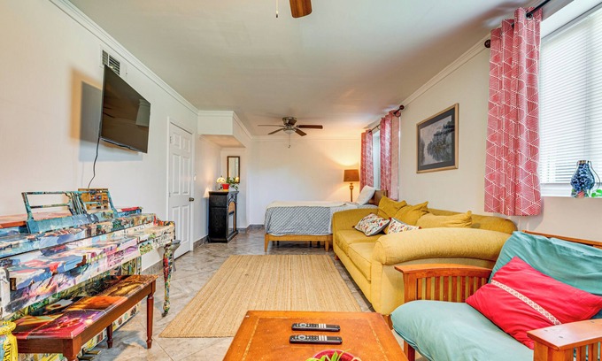 East Point Apartment | Walk to Train & Bus Stop: Hidden Gem in ATL!