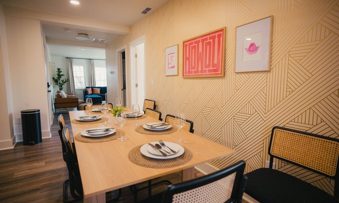 Music Row Apartment | Walkable 4BR/Vandy/Broadway/Music Row/Hospital-3