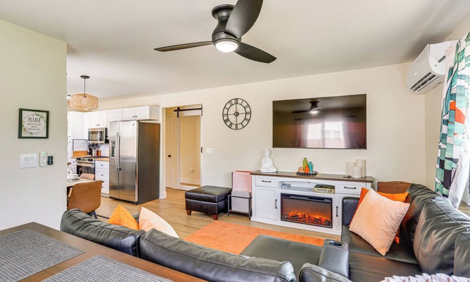 Redding House | Walkable & Bright Bungalow in Dtwn Redding!