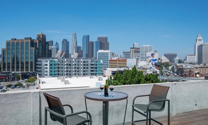 Skid Row Condo | Walkable DTLA Condo w/Rooftop Views, Coffee Bar, Workstation, Security, & More