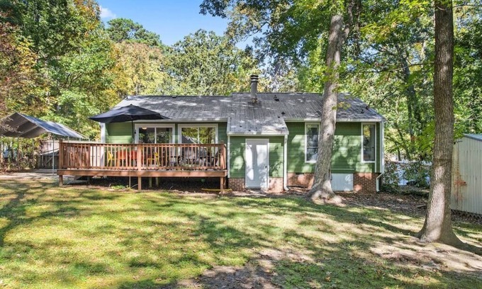 Cary House | Walkable|Fenced In|Pet Friendly