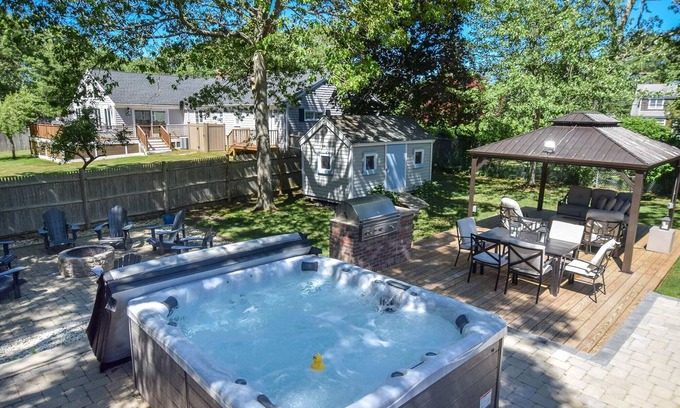 Bass River House | Walkable to beaches. Hot Tub and Dog Friendly!