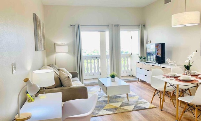 Florida Center Apartment | Walking Distance from Universal One Bedroom Resort