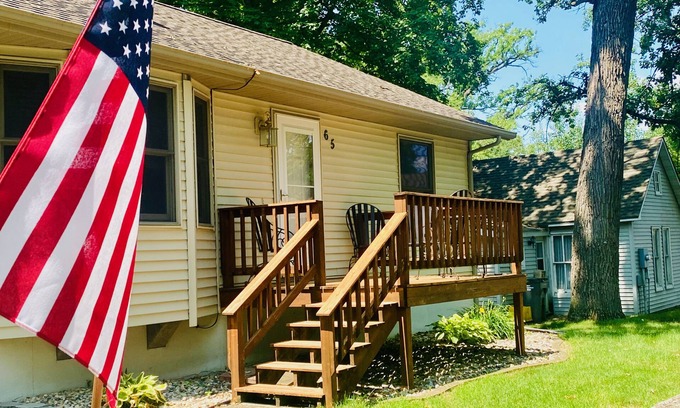 Arnolds Park House | Walking distance to historic Arnold’s Park and West Lake Okoboji