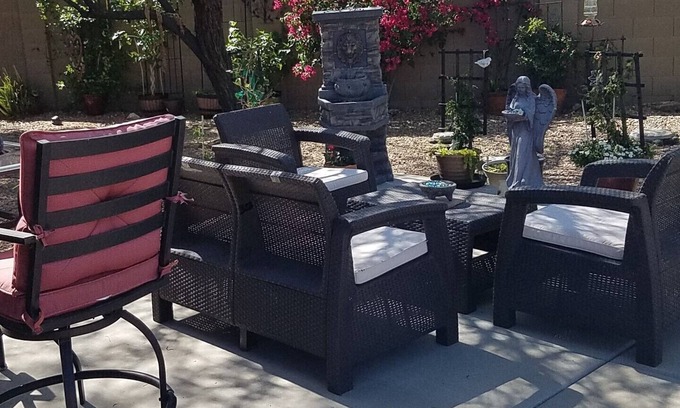 Anthem House | Walking distance to beautiful park ,Pickleball and Tennis courts.