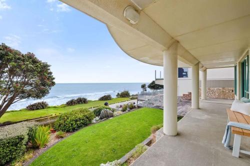 Bell Block Apartment | Wanaka Studio - sea views from your private patio