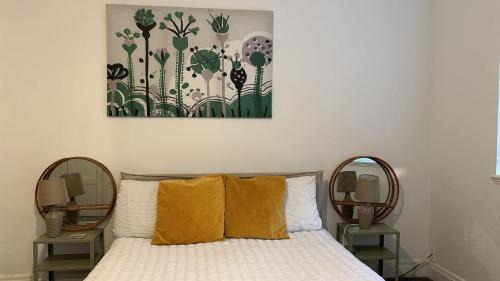 Thornton House | Wandsworth, South London Deluxe King Room 3