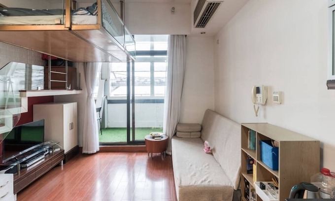 Changning Apartment | Warm Cozy Loft Studio Near Hongqiao Airport