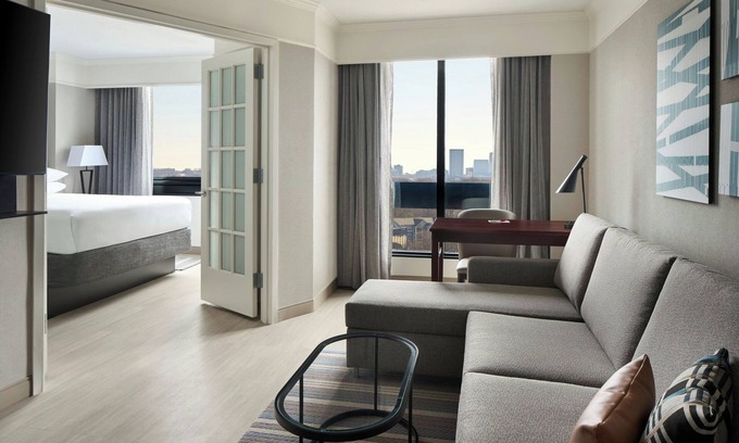 Herndon Hotel | Washington Dulles Marriott Suites