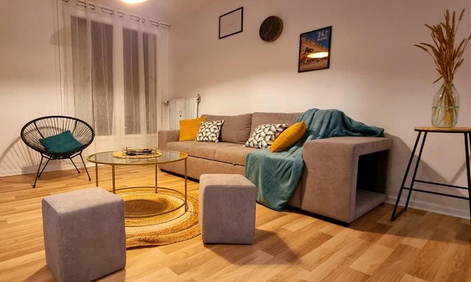 Nord - Gare Apartment | Washington Mangeard