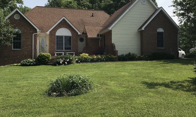 Butler House | Watauga Lake Home with Private Dock and Large Yard