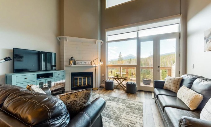 Wildernest Apartment | Watch Hill Lofted