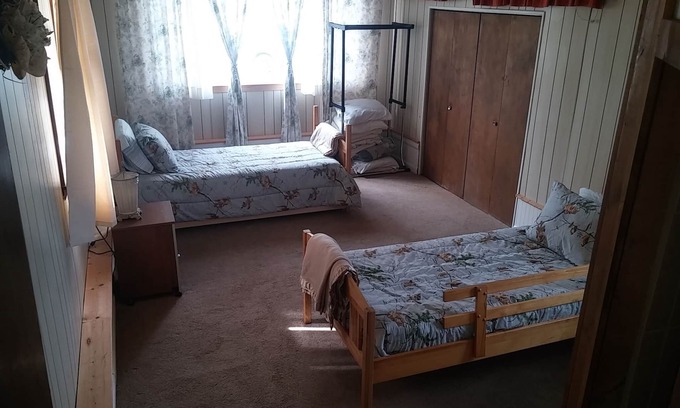 Standish House | Water Front Family Friendly