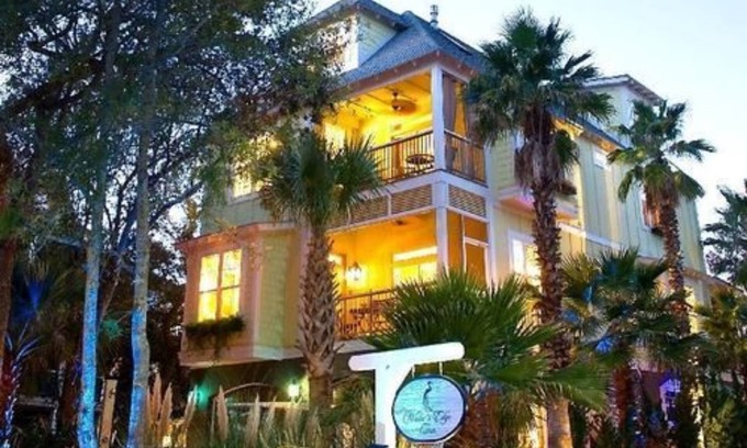 Folly Beach Bed & Breakfast | Water's Edge Inn - Adults Only